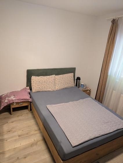 Apartament cu 3 camere decomandat, mobilat în Soarelui