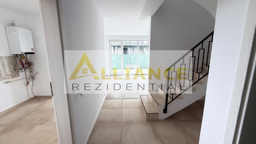 Duplex cu 4 camere cu Teren 110 Mp în Berceni