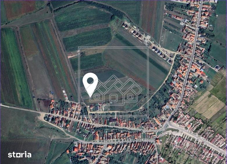 Teren de 430 mp, în Șura Mică