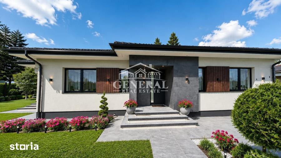 Casă cu 4 camere cu Teren 700 Mp în Recea