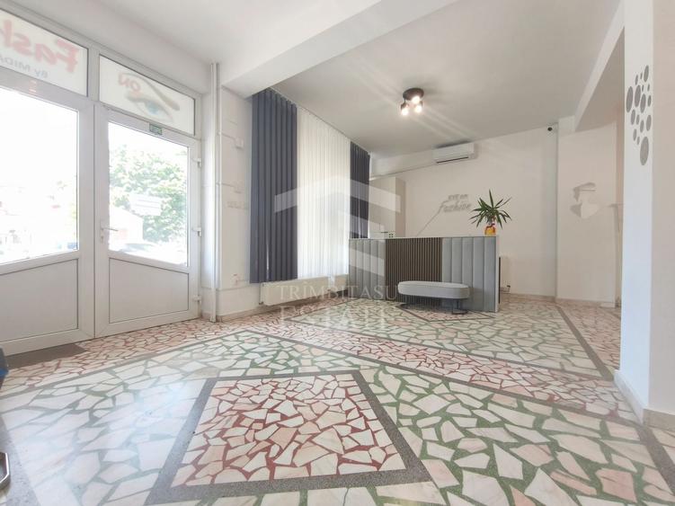 Spațiu comercial, de 137 mp, în Central
