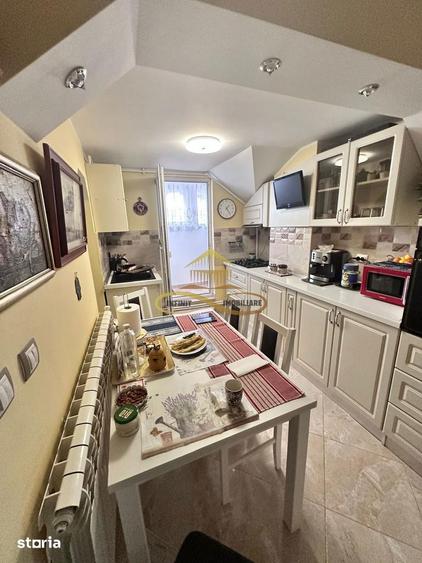 Apartament cu 2 camere, mobilat în Central