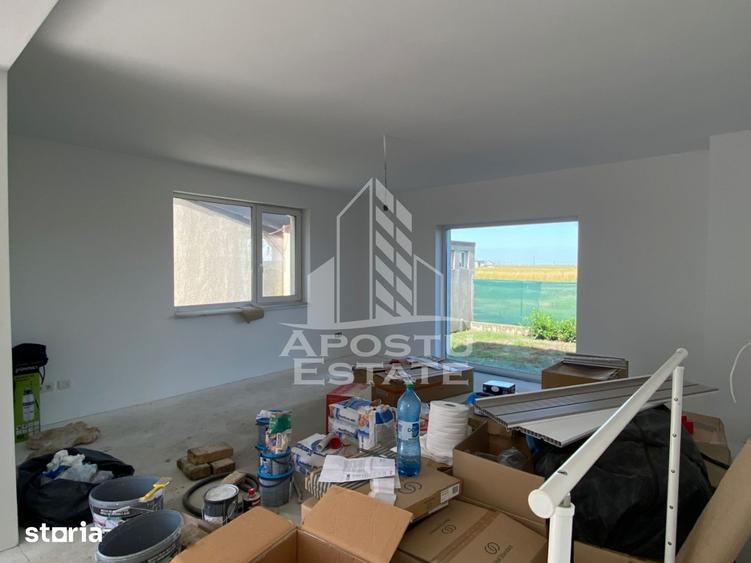 Casă cu 4 camere cu Teren 400 Mp în Săcălaz