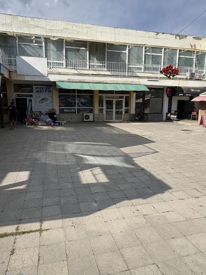 Spațiu comercial, de 80 mp, în Central