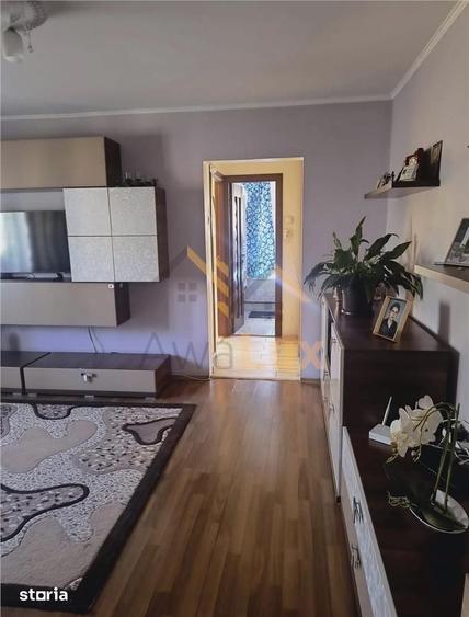 Apartament cu 3 camere semidecomandat în Gării — fotografia 3