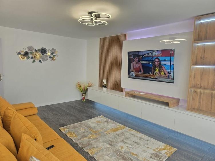 Apartament cu 2 camere decomandat în Ultracentral