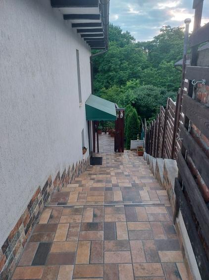 Casă cu 4 camere în Smeura