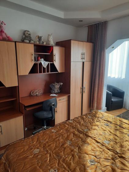 Apartament cu 2 camere decomandat în Bretelin