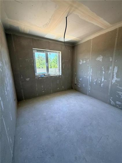 Duplex cu 4 camere cu Teren 297 Mp în Moșnița Nouă