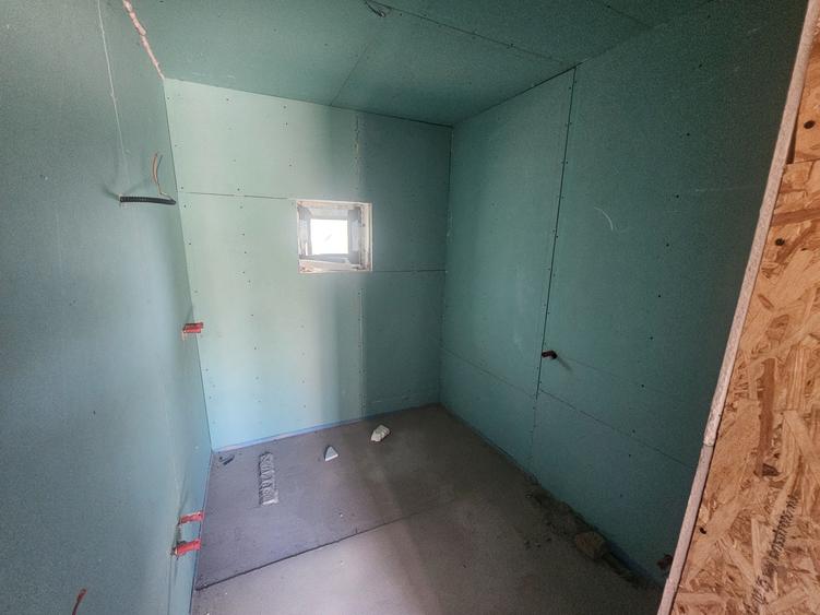 Casă cu 2 camere în Central