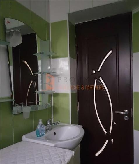 Apartament cu 2 camere semidecomandat, mobilat în Unirii Sud