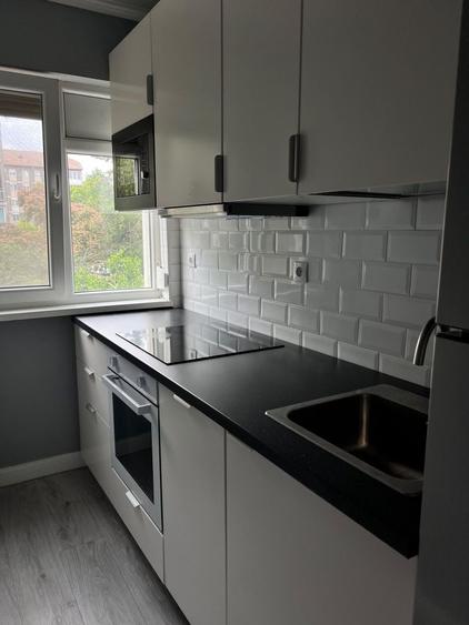 Apartament cu 3 camere semidecomandat în Nufărul