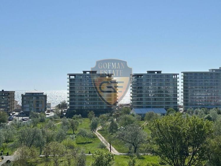 Apartament cu 4 camere decomandat în Mamaia-Sat