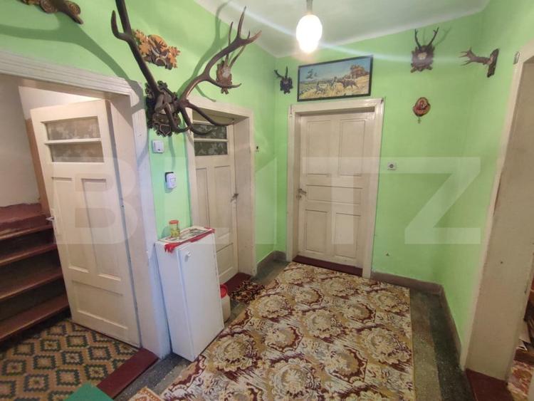 Casă individuală cu 4 camere cu Garaj în Putna