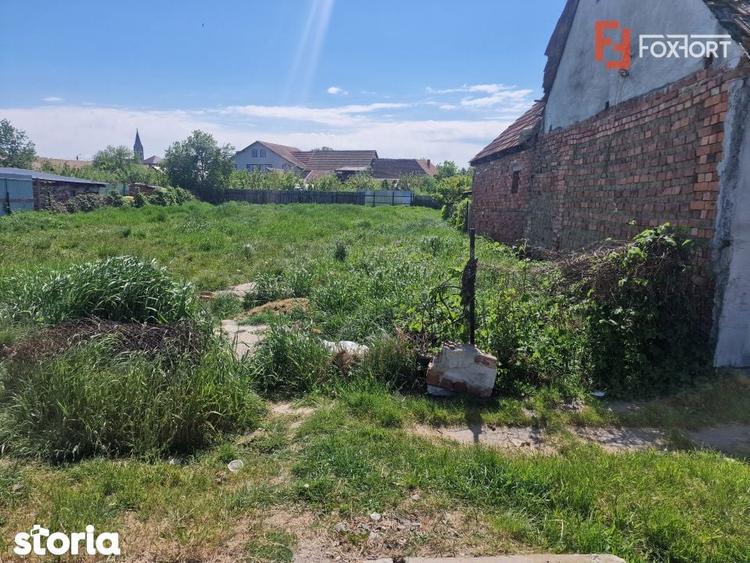 Teren intravilan de vanzare 601 mp in Recas, zona centrala - 2
