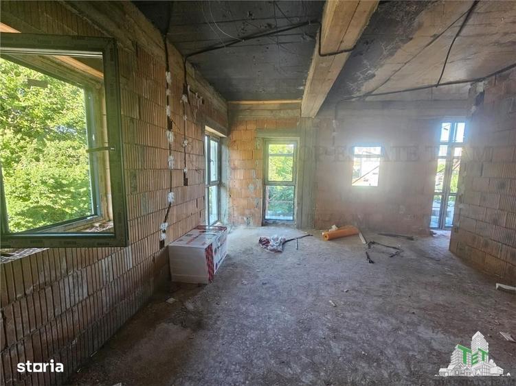 Apartament cu 3 camere decomandat în Gorjului