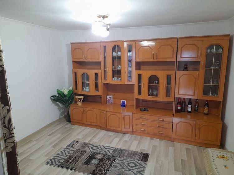 Casă cu 4 camere în Războieni