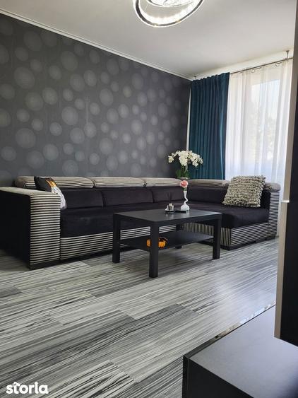 Apartament cu 2 camere în Apărătorii Patriei
