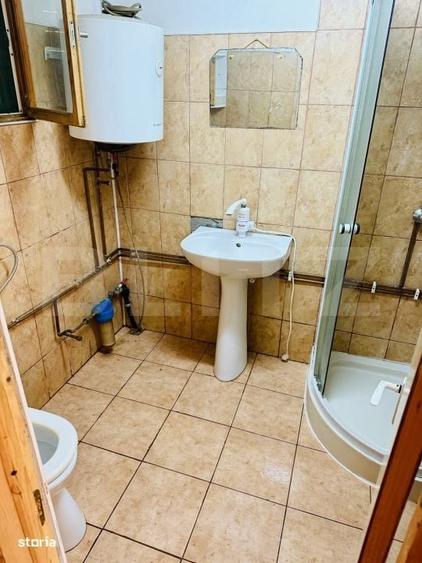 Casă cu 2 camere cu Teren 700 Mp în Liubcova