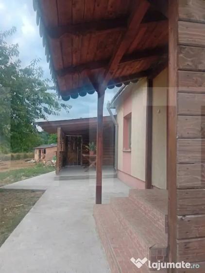 Casă cu 3 camere cu Teren 1300 Mp în Zăicești