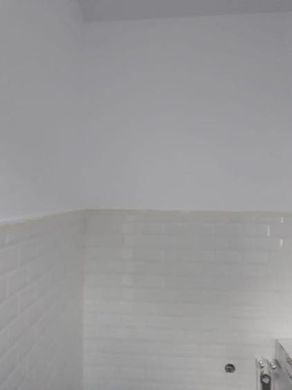 Casă individuală cu 8 camere cu Canalizare în Calea Plevnei