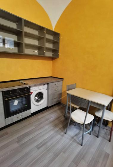 Casă cu 2 camere cu Teren 200 Mp în Dosu Bricii