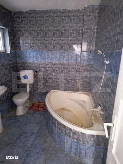Casă cu 4 camere cu Teren 2064 Mp în Central