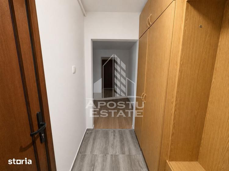 Apartament de vanzare cu 2 camere, semidecomandat, zona Soarelui - 4