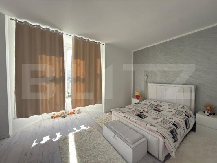 Apartament cu 3 camere semidecomandat, mobilat în Ultracentral — fotografia 1