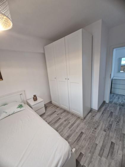Apartament cu 2 camere decomandat în Valea Adâncă