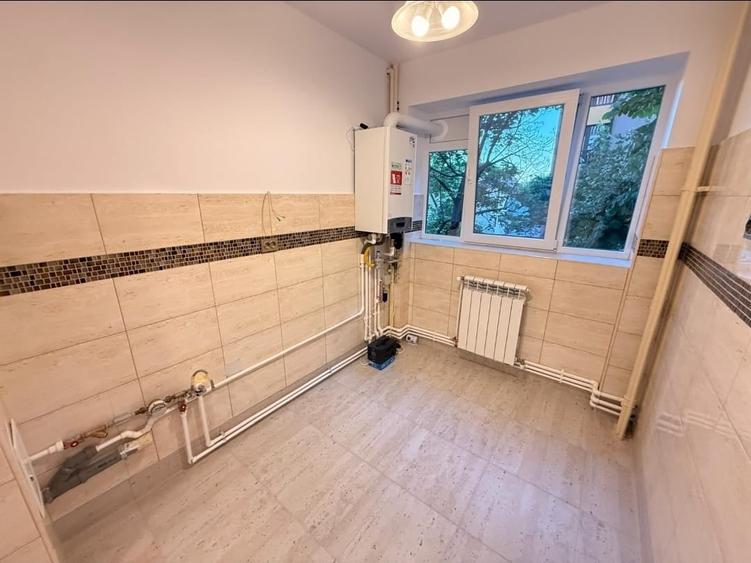 Apartament cu 3 camere în Iancului