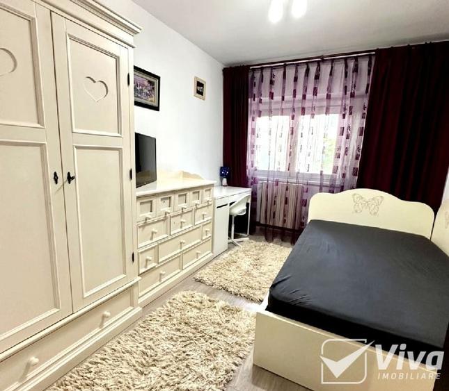 Central - Tg Cucu! Ap 3 CD, 2 bai, etaj 1, 81 mp, mobilat + utilat. Bloc pe cadr - 5