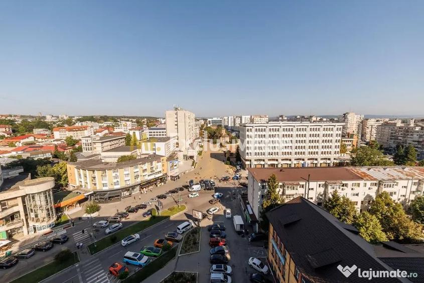 Apartament cu 2 camere decomandat în Ultracentral
