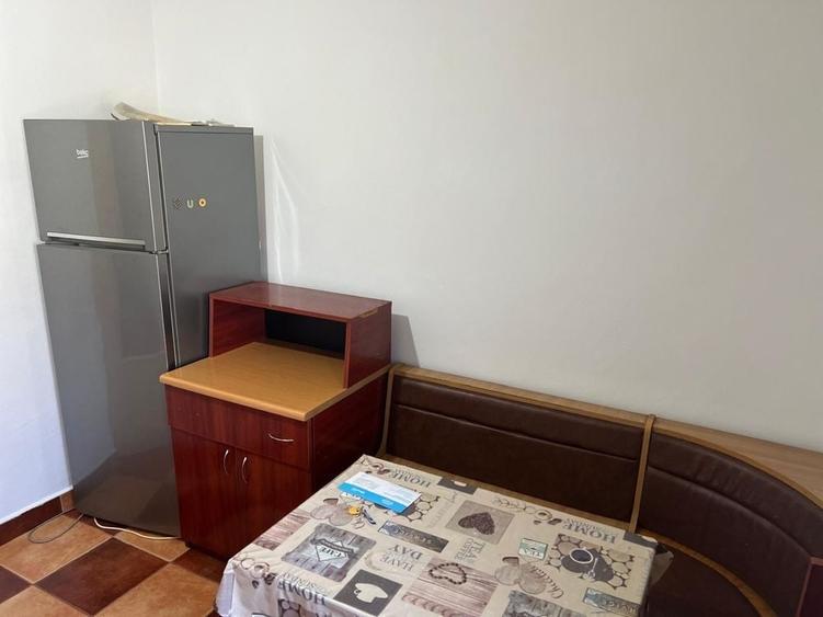 Apartament cu 2 camere semidecomandat în Exterior Vest