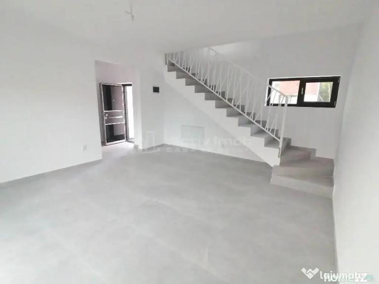Casă cu 4 camere cu Teren 200 Mp în Prelungirea Ghencea