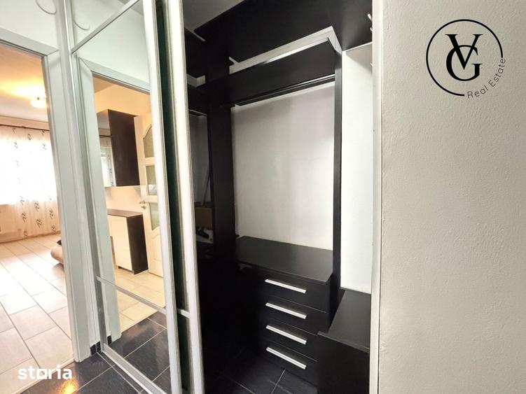 Apartament cu 2 camere semidecomandat, mobilat în Far