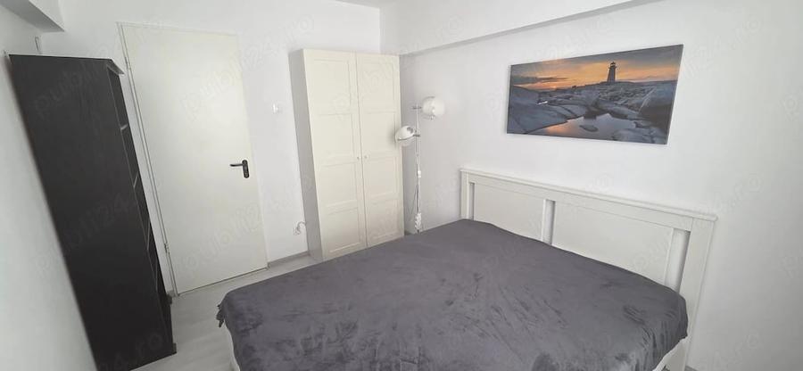 Apartament cu 3 camere decomandat în Giurgiului