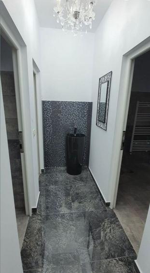 Spațiu comercial, de 120 mp, în Central