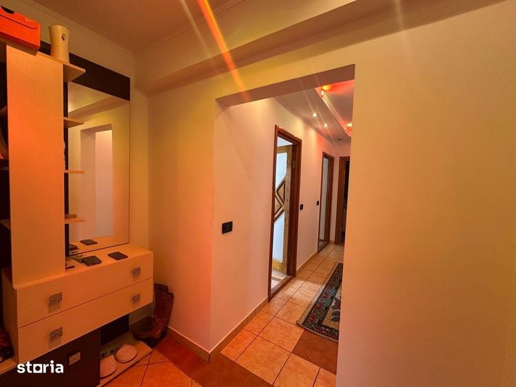 Apartament cu 3 camere în Central
