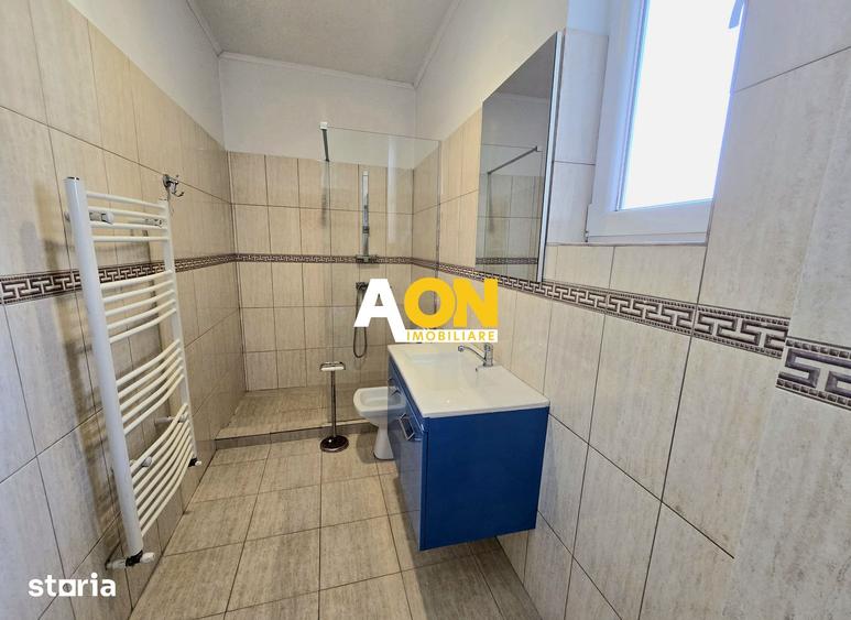 Casă cu 4 camere cu Canalizare în Central