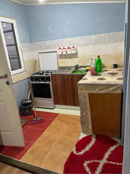Garsoniera Berceni langa metrou D. Leonida - 7