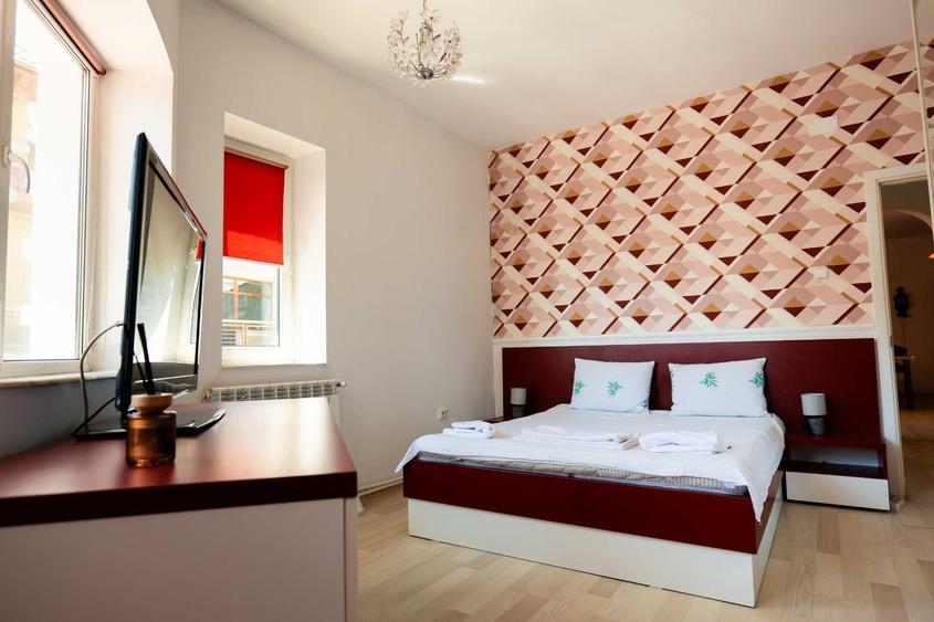Apartament cu 2 camere decomandat în Peninsula