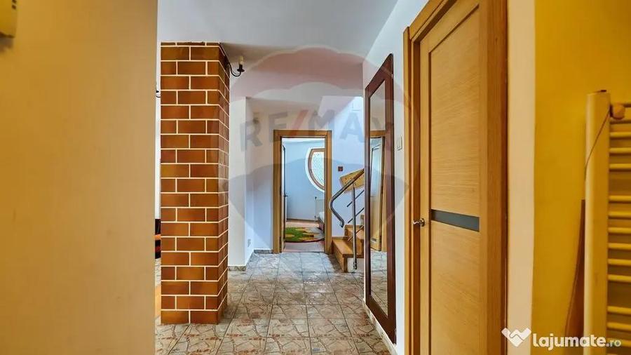 Vila/ Casa de vacanta Predeal/ piscina interioara ! - 2