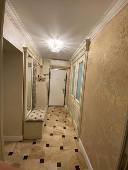 Apartament cu 3 camere decomandat, mobilat în Filiași
