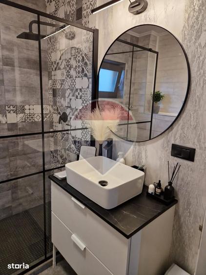 Casă cu 3 camere cu Teren 138 Mp în Rediu