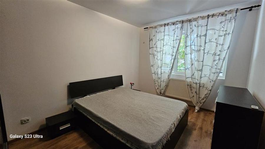 Apartament cu 2 camere decomandat în Berceni