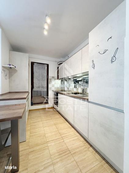 Apartament cu 2 camere decomandat în Central — fotografia 1