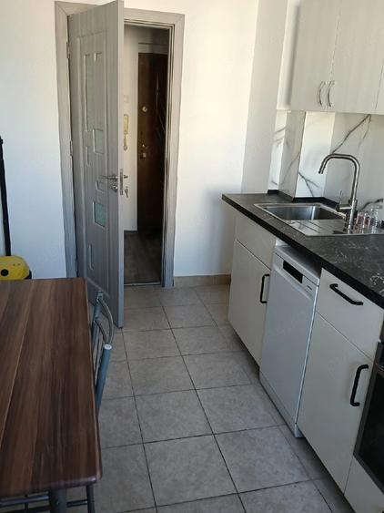 Apartament cu 2 camere decomandat în Republicii