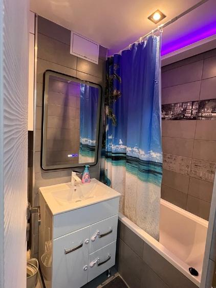 Apartament cu 2 camere decomandat în Dorobanți