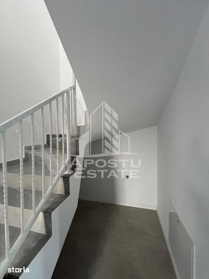 Casă cu 3 camere cu Teren 270 Mp în Sânandrei